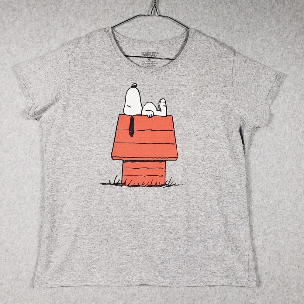 Peanuts Snoopy Shirt Mens XL Heather‎ Gray Sleeping on Red Doghouse Graphic Tee